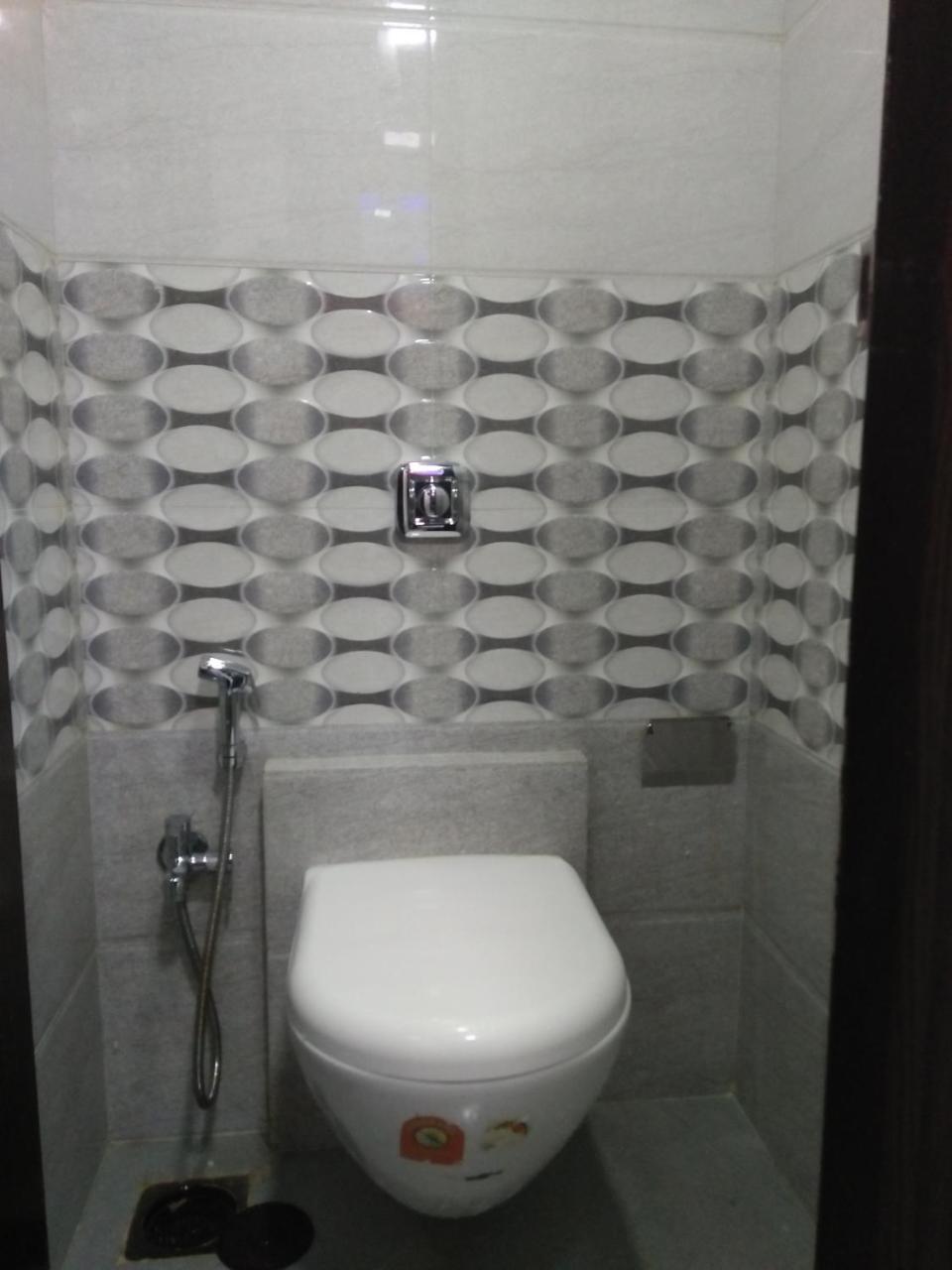 Ocean Dormitory Mumbai  Buitenkant foto