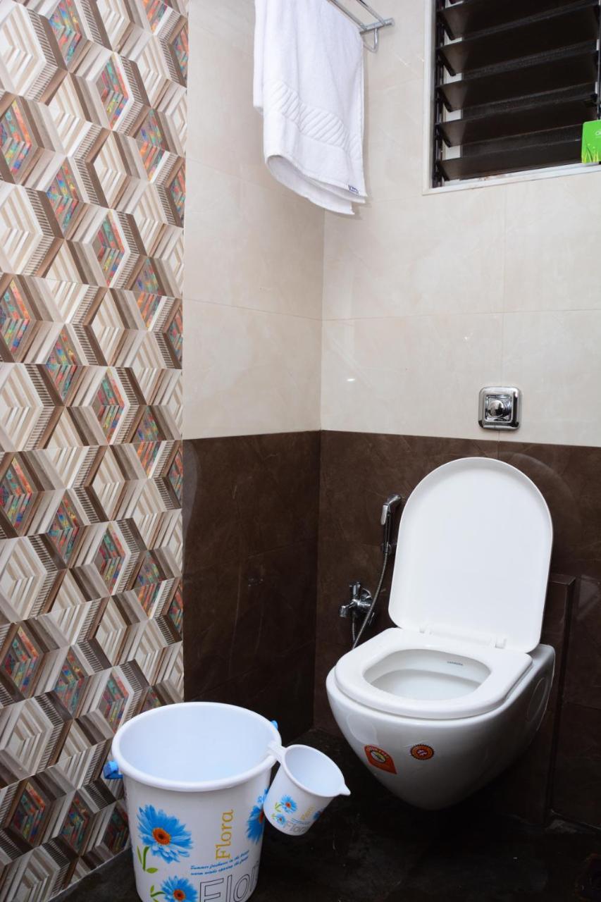 Ocean Dormitory Mumbai  Buitenkant foto