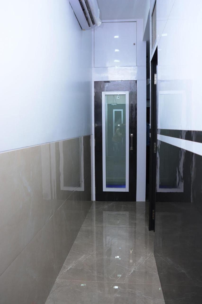 Ocean Dormitory Mumbai  Buitenkant foto